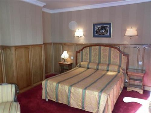 Hotel Chateau Du Val Hillion Екстер'єр фото